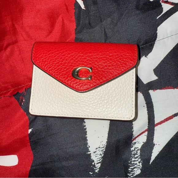 Coach Cream and Red Tote Bag with Color-Block Design - Picture 12 of 15